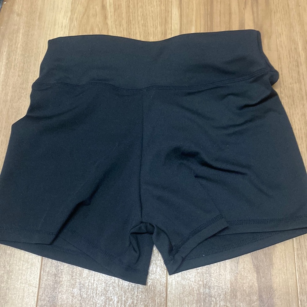 Workout short. Scrunch at butt.